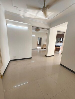 Room in 3 BHK Apartment at CGHS HEWO Apartments, Sector 56 – for Rent