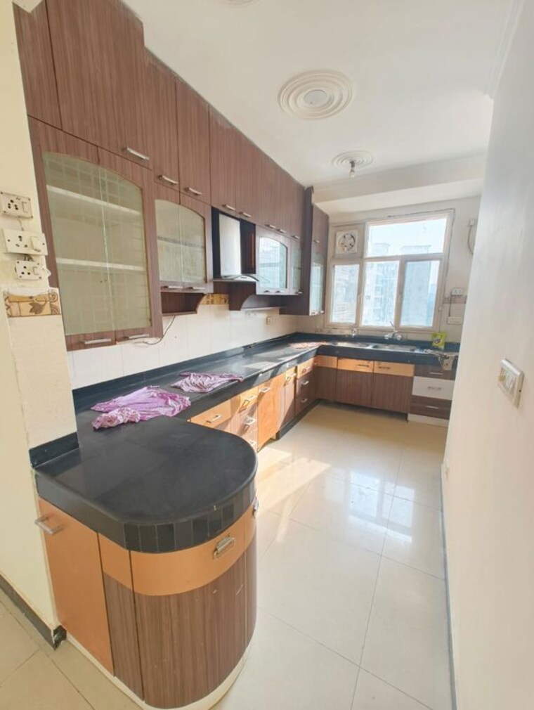 Kitchen, cghs-hewo-apartments 3 Bedroom 1430 Sq.Ft. Apartment In Sector 56 Gurgaon 10740574