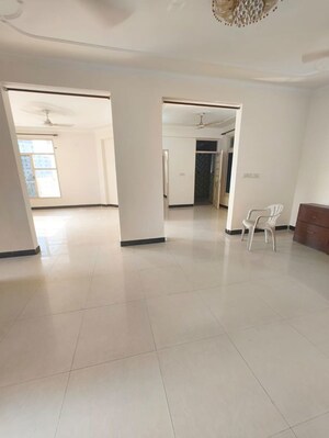 Room in 3 BHK Apartment at CGHS HEWO Apartments, Sector 56 – for Rent