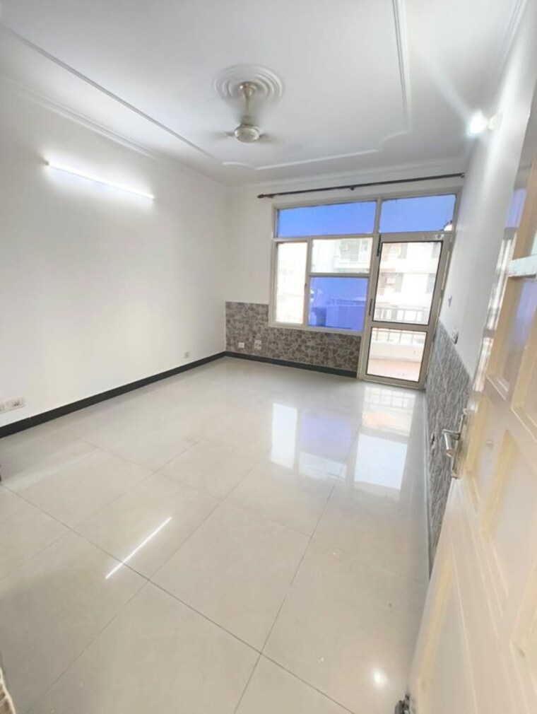 Room, cghs-hewo-apartments 3 Bedroom 1430 Sq.Ft. Apartment In Sector 56 Gurgaon 10740574