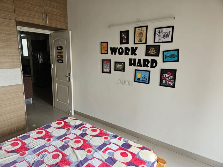 Bedroom, dhoot-time-residency 3 Bedroom 1642 Sq.Ft. Apartment In Sector 63 Gurgaon 10740607