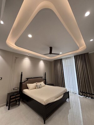 Furnished Amenities in 4 BHK Builder Floor at BPTP Eden Estate, Sector 81 – for Sale