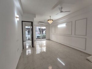 Living Room in 3 BHK Apartment at Smart World Orchard, Sector 61 – for Rent