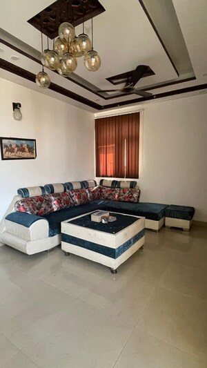 Living Room in 4 BHK Apartment at Kbnows Apartment, Sector 16 Greater Noida – for Rent
