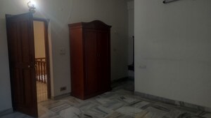 Room in 5 BHK Independent House at Banjara Hills – for Rent