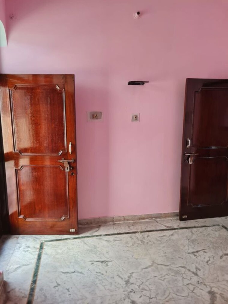 undefined, sector 14 3 Bedroom 100 Sq.Yd. Independent House In Sector 14 Rohtak 10740650