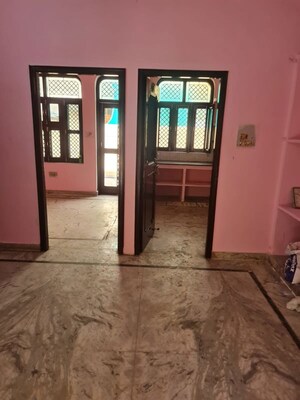 Room in 3 BHK Independent House at Sector 14 – for Sale