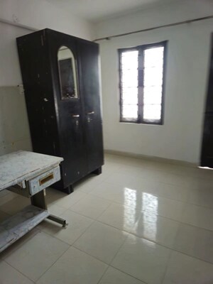 Room in 2 BHK Independent House at RWA Apartments Sector 19, Sector 19 – for Rent