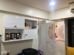Team Area in 2 BHK Apartment at Konark Splendour, Kalyani Nagar – for Rent