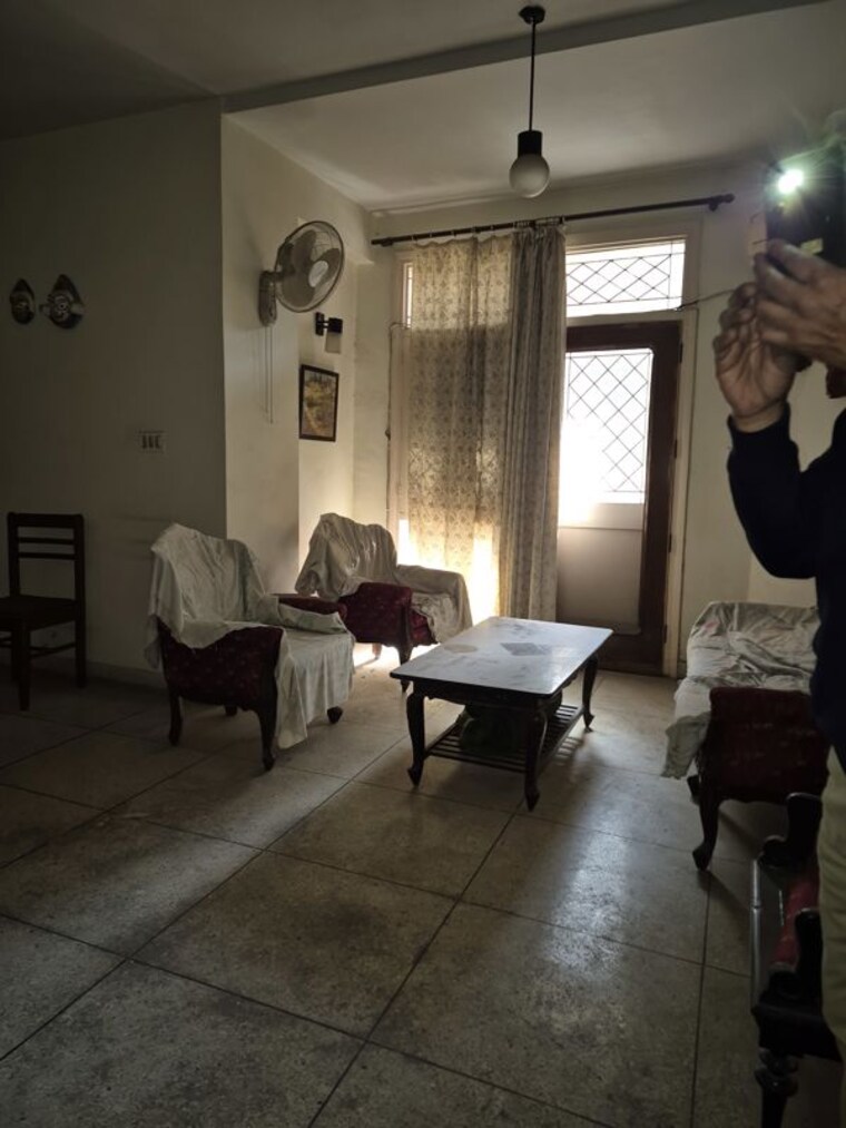 Living Room, mayur vihar 3.5 Bedroom 1250 Sq.Ft. Apartment In Mayur Vihar Delhi 10740665