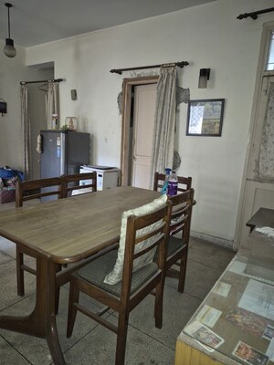 Living Room in 3.5 BHK Apartment at Mayur Vihar – for Rent