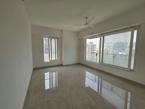 Room in 3.5 BHK Apartment at ND Palai Towers, Goregaon West – for Rent