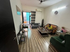 Gym in 2.5 BHK Builder Floor at Sector 43 – for Rent