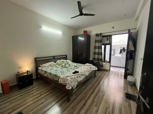 Bedroom in 2.5 BHK Builder Floor at Sector 43 – for Rent