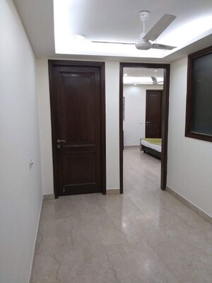 Room in 3 BHK Builder Floor at Greater Kailash I – for Rent