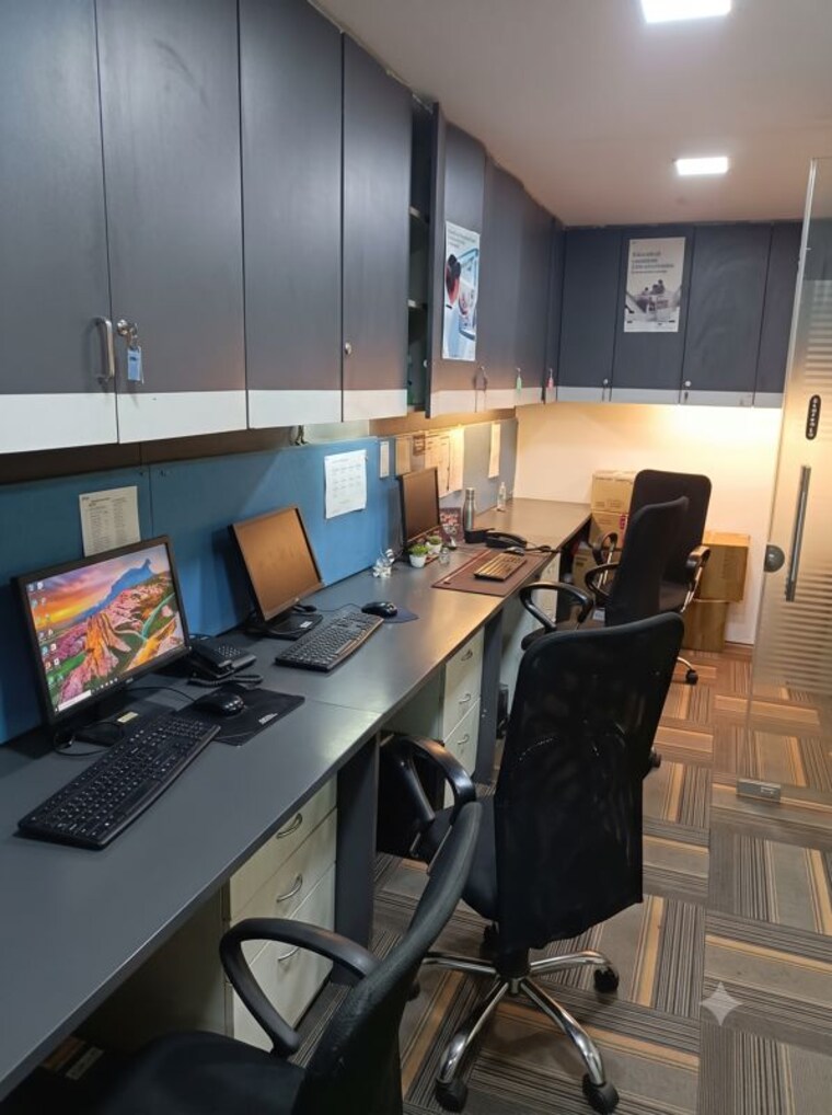 Team Area, solitaire-corporate-park Commercial Office Space 4200 Sq.Ft. In Andheri East Mumbai 10740671