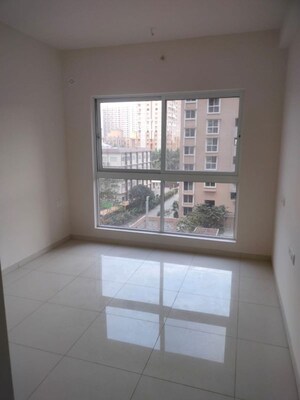 Room in 2 BHK Apartment at Godrej Hill Retreat, Mahalunge – for Rent