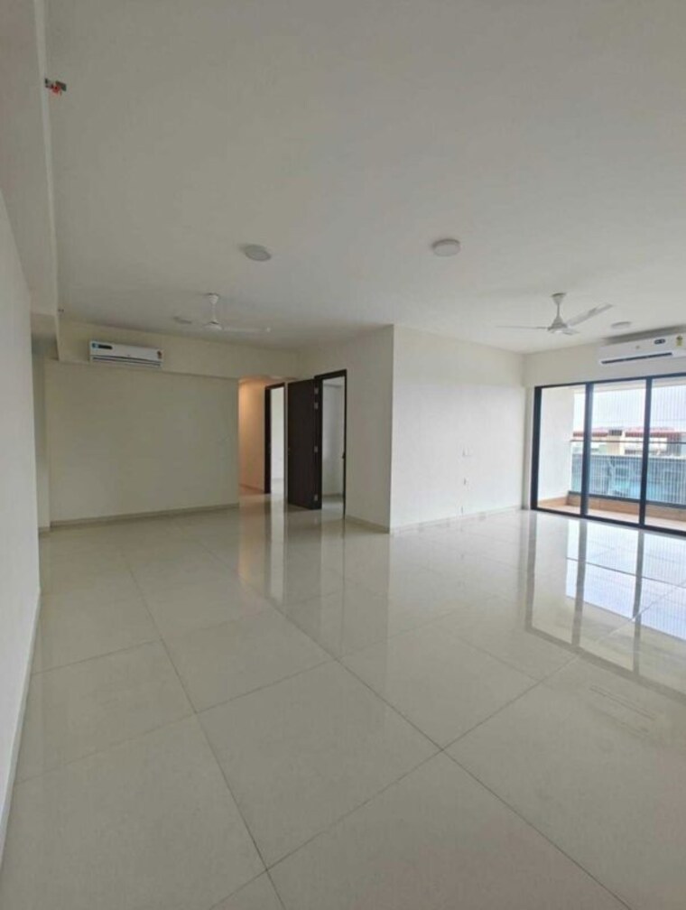 Room, kalpataru-magnus 5 Bedroom 2200 Sq.Ft. Apartment In Bandra East Mumbai 10740708