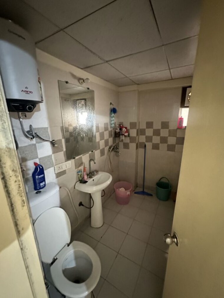 Attached Bathroom, gaur-city-7th-avenue 2 Bedroom 1165 Sq.Ft. Apartment In Sector 4 Greater Noida Greater Noida 10740713