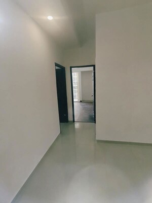 Room in 4 BHK Builder Floor at Sushant Lok I – for Rent