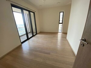 Room in 3 BHK Apartment at Lodha New Cuffe Parade, Wadala – for Sale