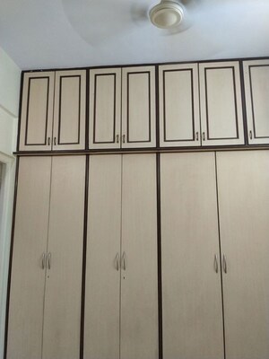 Furnished Amenities in 1 BHK Apartment at Dosti Estates, Wadala East – for Rent