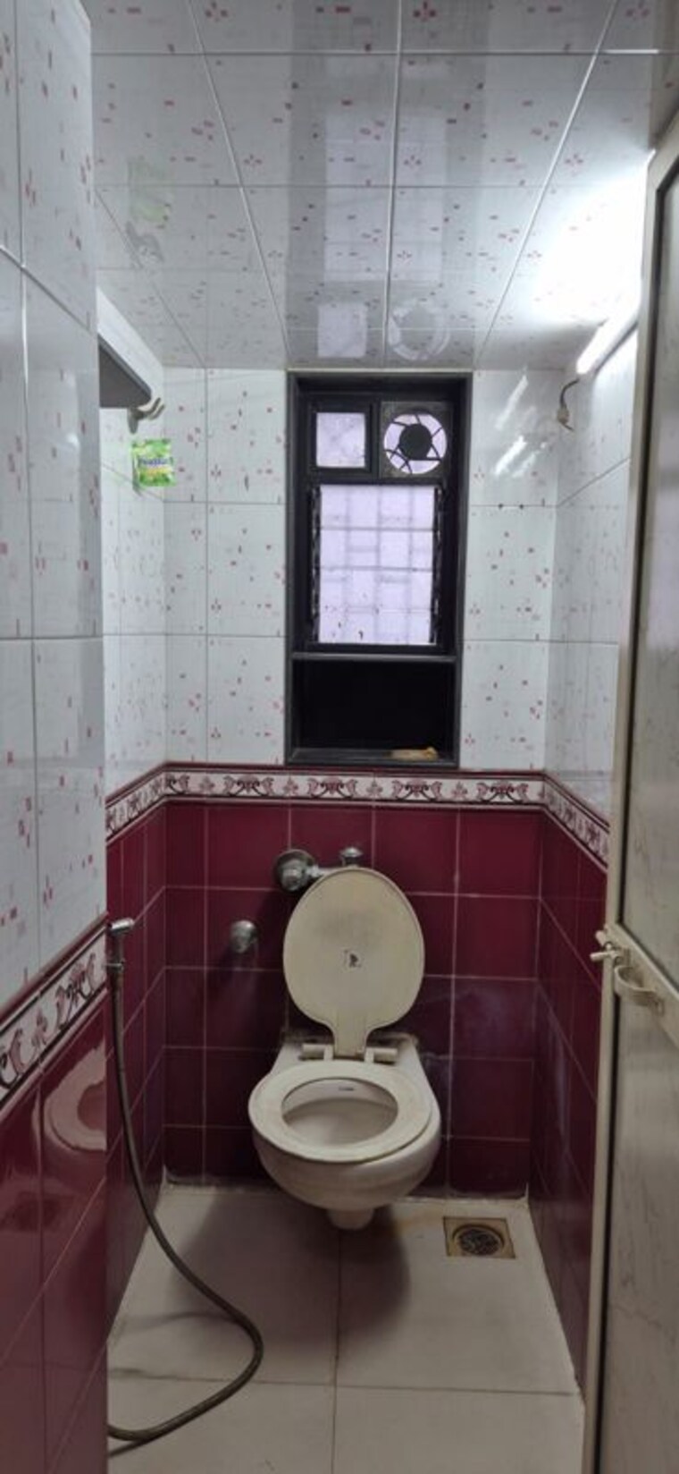 Bathroom, bhanushanti-complex 1 Bedroom 550 Sq.Ft. Apartment In Malad East Mumbai 10740757