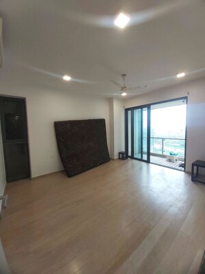 Room in 2 BHK Apartment at Lodha New Cuffe Parade, Wadala – for Sale