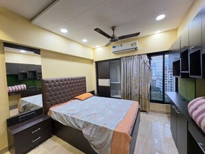 Room in 2 BHK Apartment at Kanakia Spaces Niharika, Manpada – for Rent