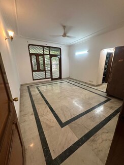 4 BHK +Builder Floor For Sale in Pamposh Enclave