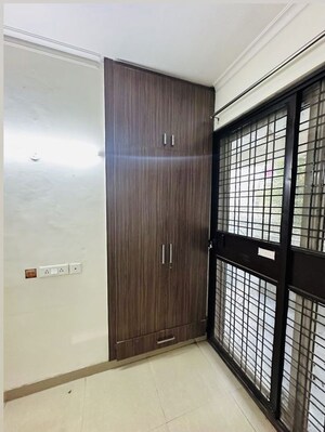 Room in 3 BHK Apartment at Ansal API Esencia, Sector 67 – for Rent