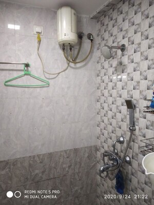 Bathroom in 1 BHK Apartment at Sapphire Lakeside, Powai – for Rent