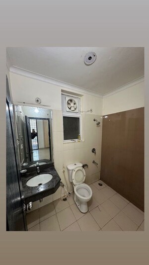 Bathroom in 4 BHK Builder Floor at South City 2 – for Rent
