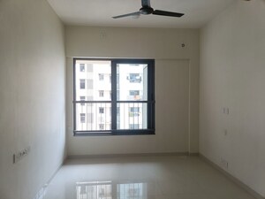 Room in 1 BHK Apartment at Kalpataru Srishti Namaah, Mira Road – for Sale