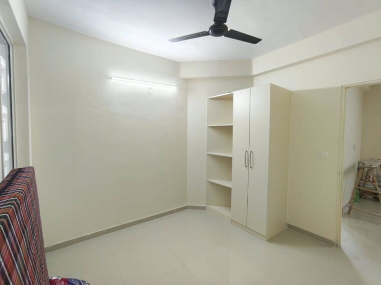 Room, pyramid-infinity 3 Bedroom 645 Sq.Ft. Apartment In Sector 70 Gurgaon 10740864