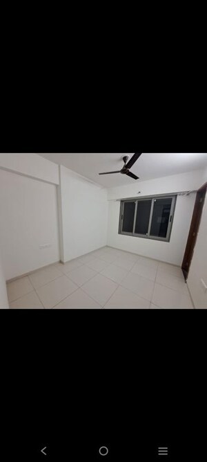 Room in 3 BHK Apartment at Shivalik Sharda Park View, Shela – for Rent