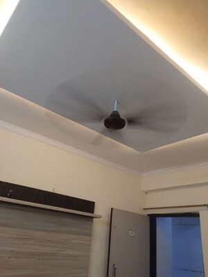 Furnished Amenities in 3 BHK Apartment at Sarvome Shree Homes, Sector 45 – for Rent