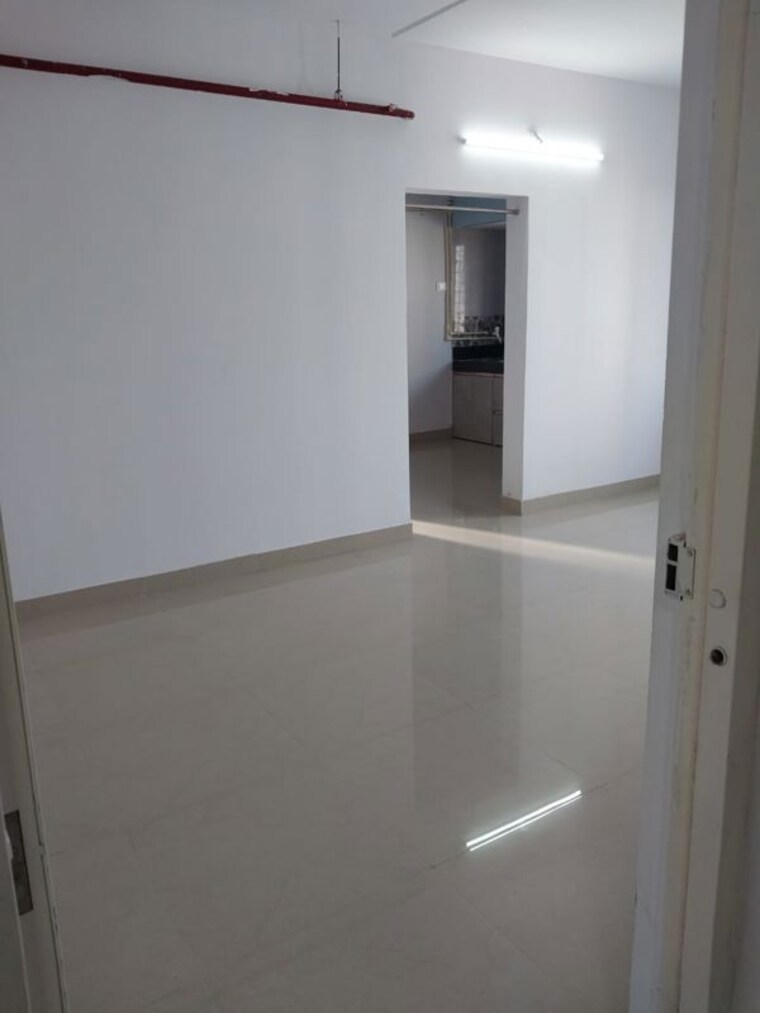 Room, unnat nagar 1 Bedroom 480 Sq.Ft. Apartment In Unnat Nagar Mumbai 10740880