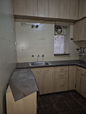 Kitchen in 3.5 BHK Apartment at Mayur Vihar – for Rent