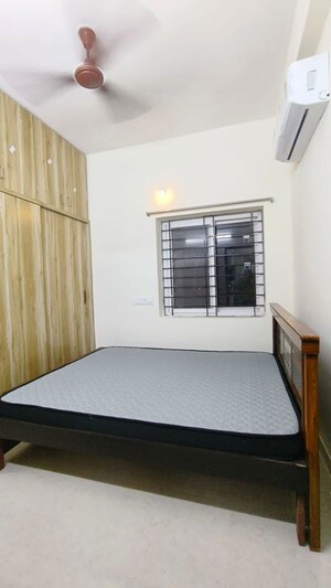 Room in 1 BHK Apartment at Raghavendra Colony – for Rent