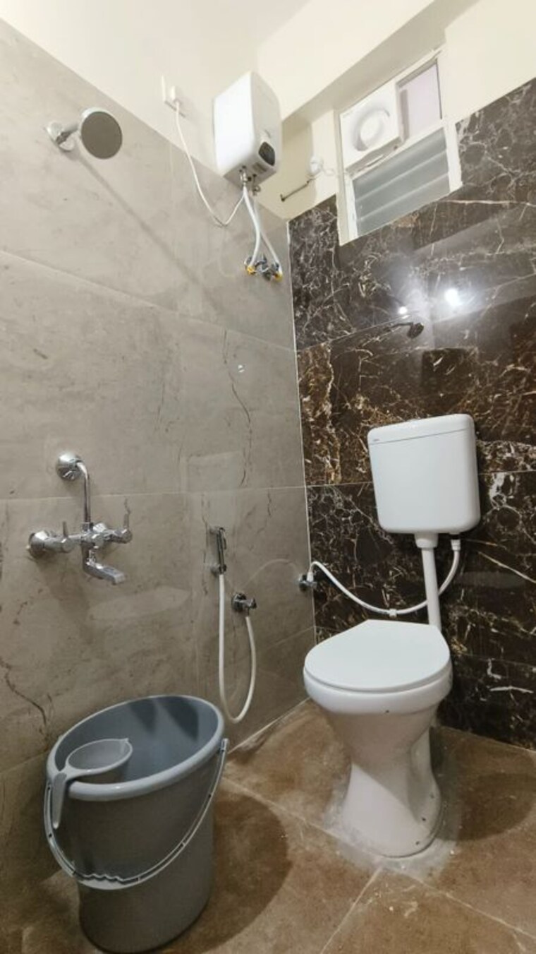 Bathroom, raghavendra colony 1 Bedroom 550 Sq.Ft. Apartment In Raghavendra Colony Hyderabad 10740900