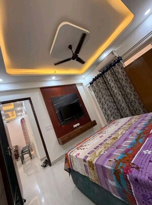 2 BHK Apartment For Rent in Gaur City 2 - 14th Avenue, Sector 16c Greater Noida
