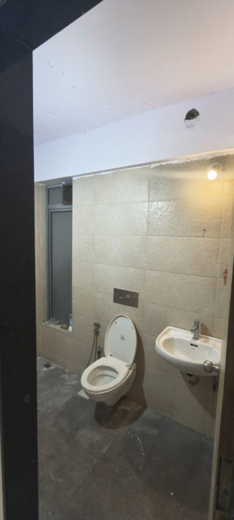 Bathroom, anu-smera-celeste 3 Bedroom 995 Sq.Ft. Apartment In Chembur Mumbai 10740871