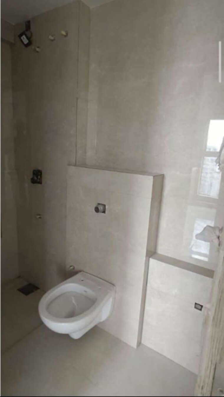 Bathroom, enso-sanza 1 Bedroom 360 Sq.Ft. Apartment In Kandivali East Mumbai 10740921