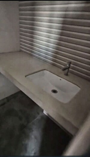Bathroom in 3 BHK Apartment at Kalpataru Parkcity Eternia, Kolshet Road – for Sale