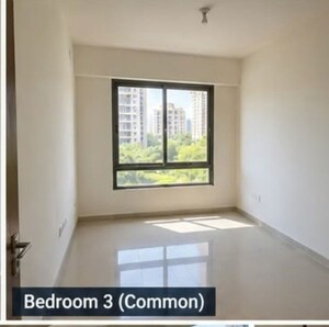 Room in 3 BHK Apartment at Kalpataru Parkcity Eternia, Kolshet Road – for Sale