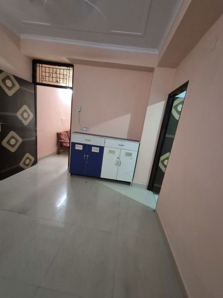 Team Area, mayur vihar 1.5 Bedroom 400 Sq.Ft. Builder Floor In Mayur Vihar Delhi 10740925