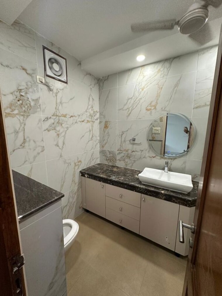 Kitchen, smart-world-orchard 3 Bedroom 1712 Sq.Ft. Builder Floor In Sector 61 Gurgaon 10740927