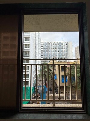 Room in 1 BHK Apartment at Samarth Enclave, Andheri East – for Rent