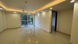 Room in 3 BHK Builder Floor at Chittaranjan Park – for Rent